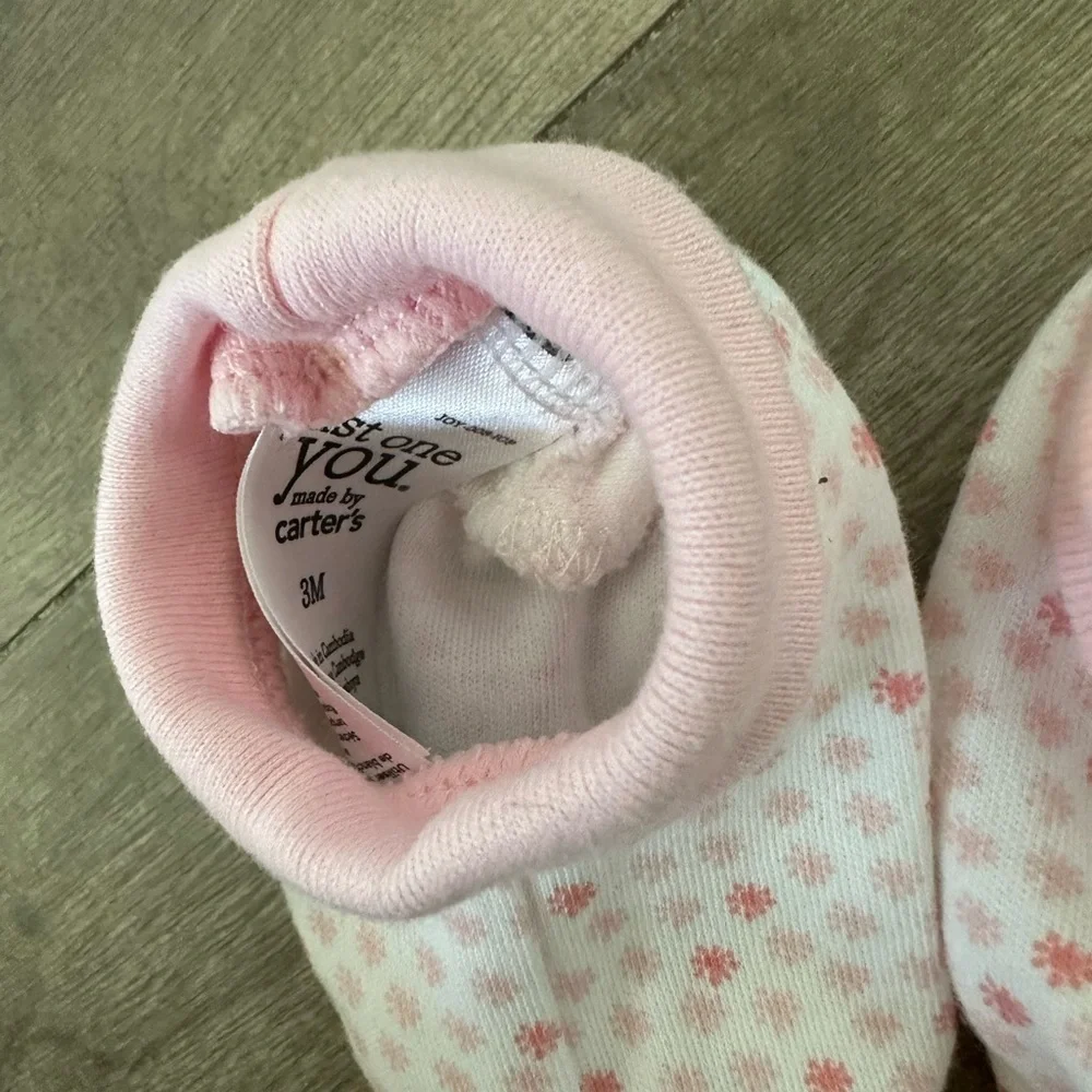 Carter’s 3 month baby girl booties & two matching girly hairpieces